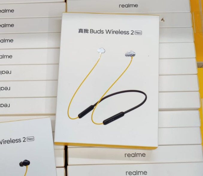 Realme%20Buds%20Wireless%202%20Neo%20Earphones%20with%20Type-C%20Fast%20Charge%20-%20Image%204