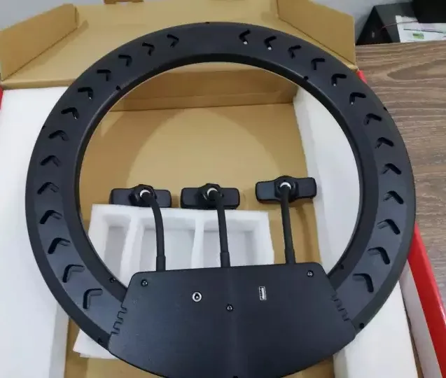 18inch%20Ring%20light%20with%20Stand%20best%20quality%20with%20Remote%20&%20Touch%20feature%20-%20Image%205