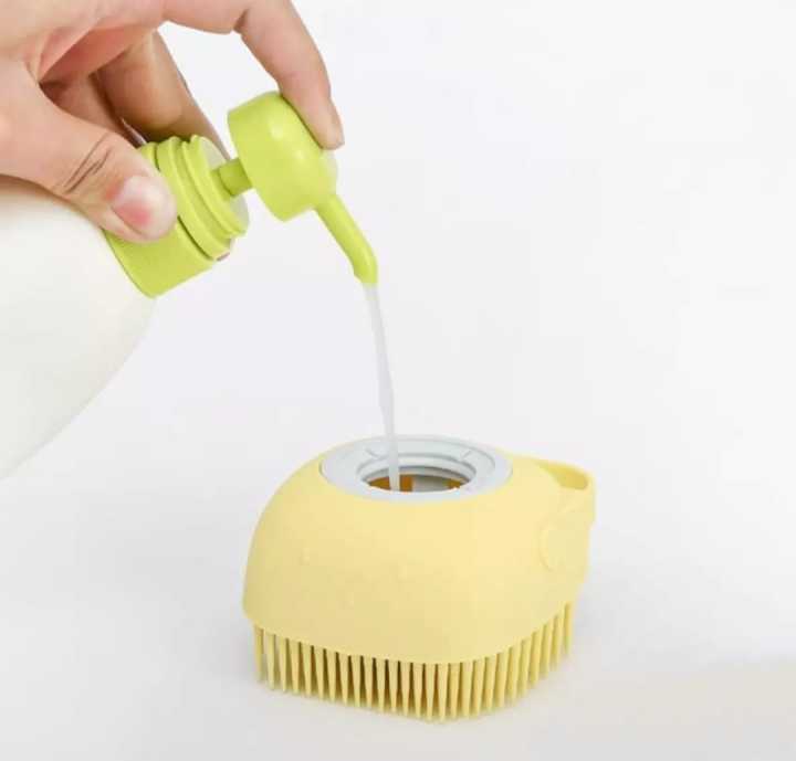 Silicone%20Baby%20Bath%20Sponge%201pc%20Soft%20Hygienic%20Cleansing%20Tool%20For%20Babies%20Silicone%20Material%20Easy%20To%20Clean%20and%20Dry%20-%20Image%204