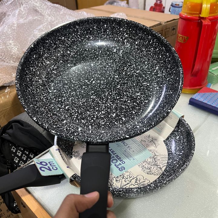 INDUCTION%20FRYING%20PAN%20NON%20STICK%20WITH%20MARBLE%20(%2020%20cm%20,%2022%20cm%20,%2026%20cm%20,%2028%20cm%20)%20-%20Image%206