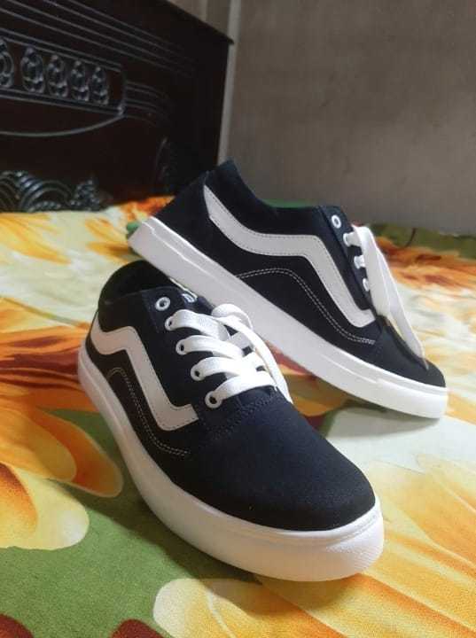 Winter%20Stylish%20Look%20Mesh%20Sneakers%20Men-Special%20Offer%20-%20Image%204