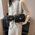 Bag new women's bag solid color fragrance wind rhombic chain armpit small square bag 2023 Korean version heart clasp single shoulder diagonal bag.