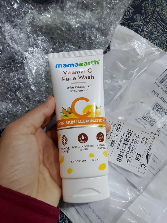Mamaearth%20Vitamin%20C%20Face%20Wash%20-%20100%20ml%20-%20Image%205