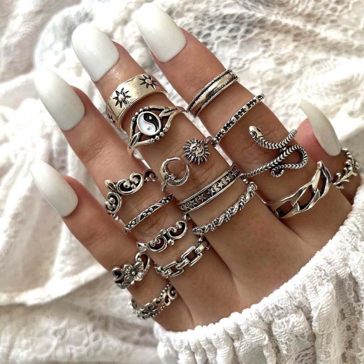 New%20Style%20Gossip%20Snake%20Leaf%20Flower%20Heart%20Butterfly%20Pearl%20Chain%20Oil%20Dripping%20Joint%20Ring%20Set%20Personality%20Retro%20Trend%20Ring%20-%20Image%202