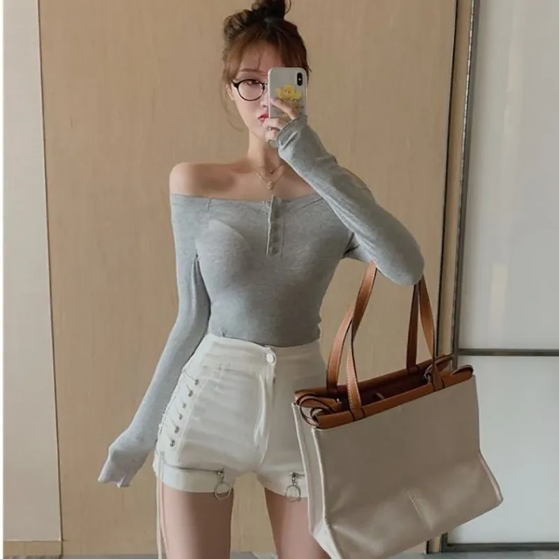 IELGY one-line neck strapless long-sleeved bottoming shirt T-shirt