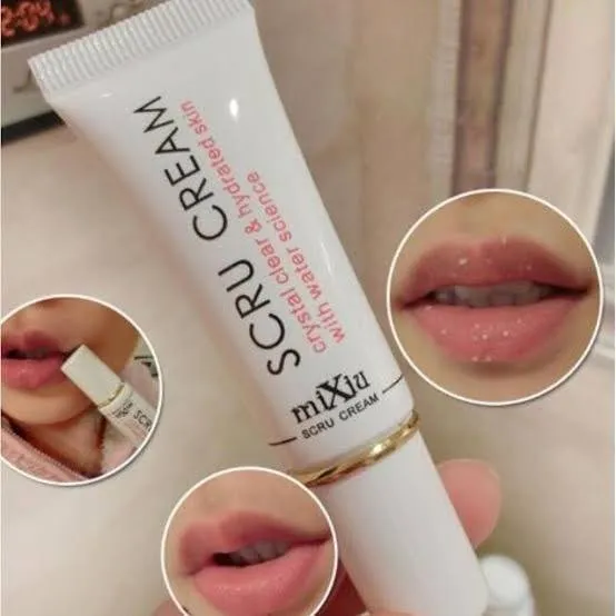 Scru%20Cream%20Lips%20Scrub-Dark%20Sport%20Remover%20-%20Lip%20Balm%20-%20Image%202