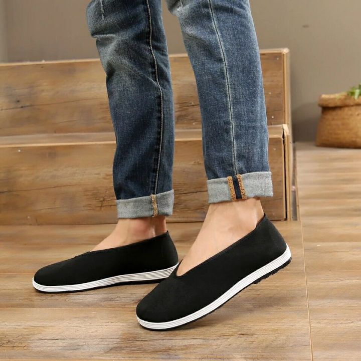Old%20man%20Chinese%20style%20black%20cloth%20shoes%20monk%20shoes%20retro%20middle-aged%20and%20elderly%20kung%20fu%20casual%20soft%20sole%20old%20Beijing%20round%20mouth%20cloth%20shoes%20men%20-%20Image%203