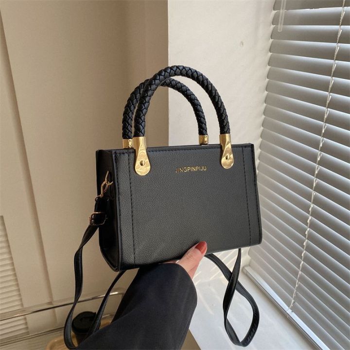 Internet%20Celebrant%20Small%20ag%20Women's%202023%20ew%20Fashionable%20Stylish%20andbag%20opular%20All-%20Shoulder%20Crossbo%20ag%20-%20Image%202