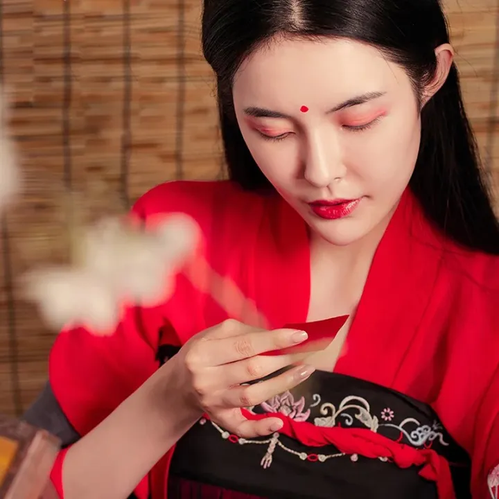 12Pcs%20Ancient%20Chinese%20Lipstick%20Paper%20with%20Box%20Long%20Lasting%20Lip%20Gloss%20Red%20Velvet%20Lipsticks%20Vintage%20Women%20Cosmetic%20-%20Image%202