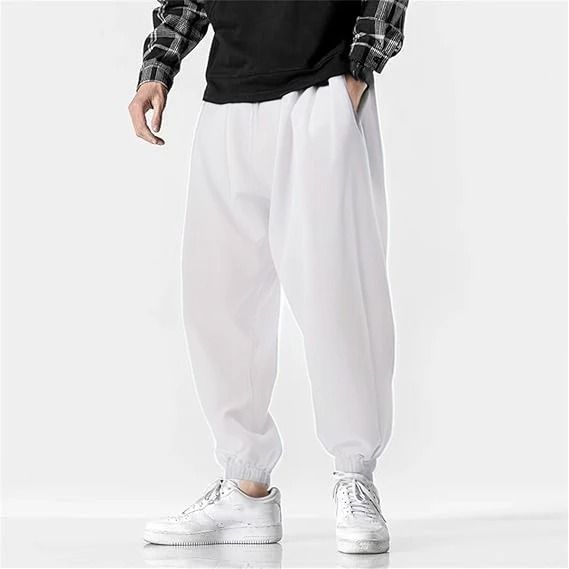 Soft%20&%20Breathable%20Men's%20Harem%20Trousers%20-%20Ideal%20for%20Hot%20Summer%20Days%20-%20Image%208