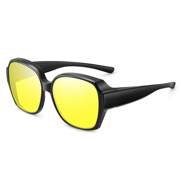 The%20new%20myopia%20glasses%20are%20equipped%20with%20sunglasses%20and%20women%20can%20wear%20sunglasses%20for%20myopia%20sunscreen%20and%20polarized%20driving%20sunglasses%20-%20Image%204