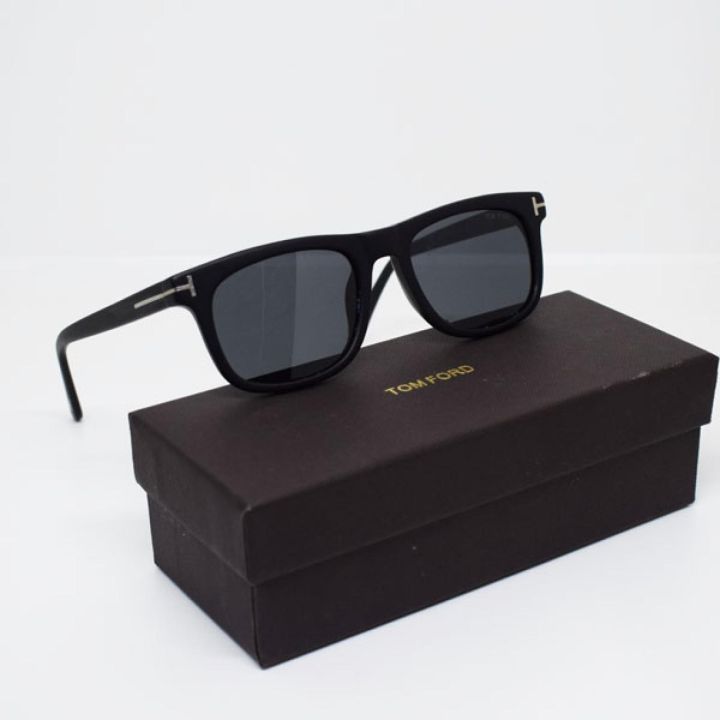 Tom%20Ford%20Morgan%20Square%20Sunglasses%20Men%20Women%20-%20Image%203