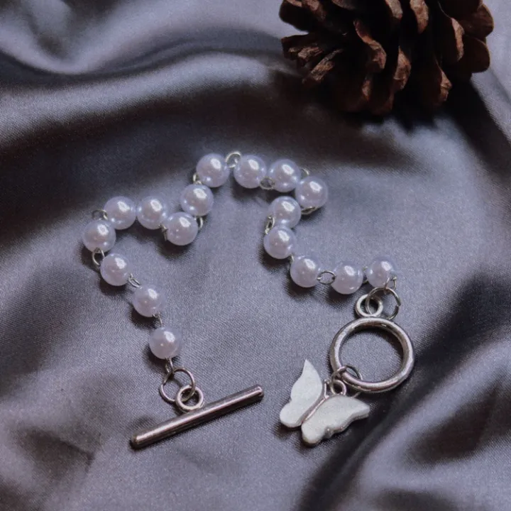 White%20Butterfly%20Pearl%20Bracelet%20For%20Women%20-%20Image%204
