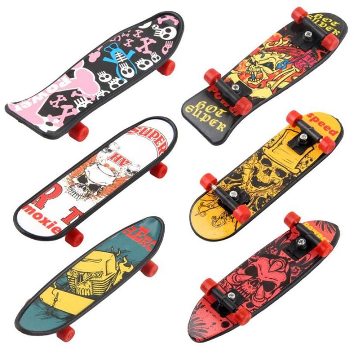 Finger Skateboard Tiny Stunt Metal Bracket Bearing Wheel Lightweight Finger Skating Toys Durable Portable Finger Toys Kids Gifts