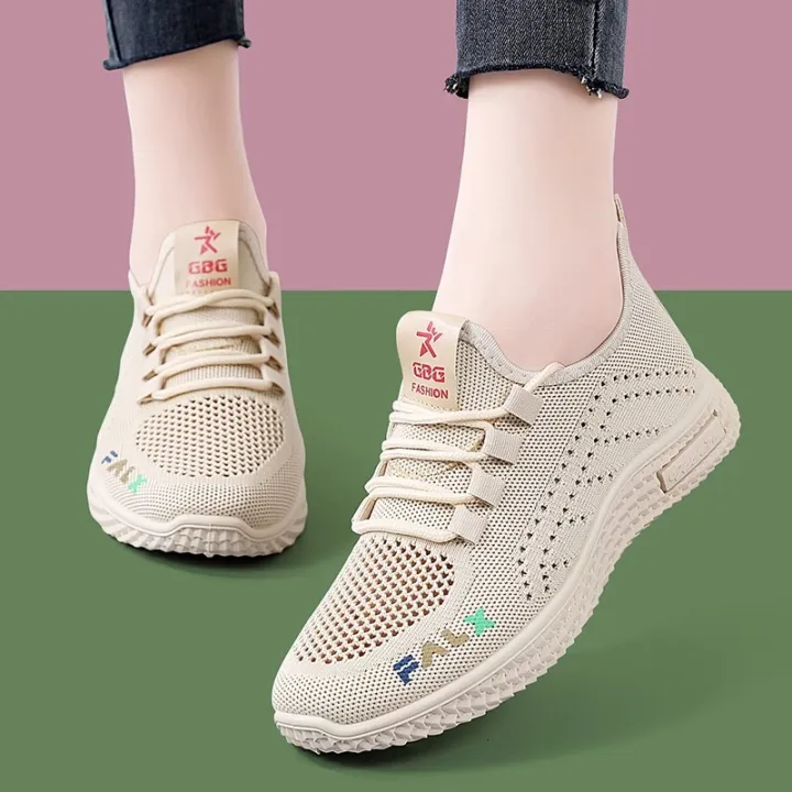 Mesh%20Surface%20Shoes%20Women's%20Breathable%20Mesh%20Sneakers%20Summer%20Flyknit%20Non-Slip%20Casual%20Hollow%20out%20Mom%20Shoes%20Korean%20Style%20All-Matching%20Running%20Shoes%20-%20Image%205