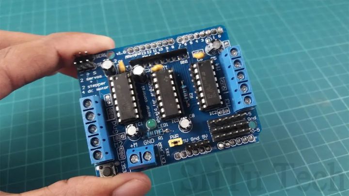 L293D%20Motor%20Driver%20shield/%20Arduino%20UNO%20Motor%20Driver%20Shield/%20DC%20Motor%20Driver%20Shield%20-%20Image%204