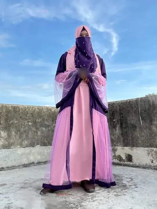 Introducing%20Exquisite%20Arabian%20Elegance:%20New%20Butterfly%20Design%203-Part%20Beautiful%20Gown%20Borka%20with%20Hijab%20for%20Muslim%20Women%20and%20Girls%20-%20Image%203