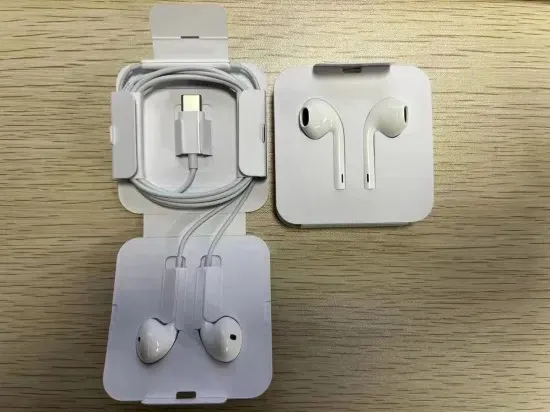 For%20iPhone%2016%20Pro%20Max%20USB%20C%20Earpods%20Headphones%20Type-C%20Handsfree%20Earphone%20Wired%20with%20Microphone%20Noise%20Reducing%20in-Ear%20Headset%20Control%20for%20iPhone%2015%2015%20Plus%2015%20Pro%2015%20Pro%20Max%20iPhone%2016%2016%20Pro%20White%20-%20Image%204