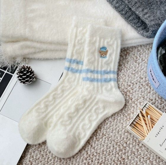 Winter%20Australian%20Velvet%20Socks%20for%20%20girls%20&%20Women%20Thickeneded%20Super%20Warm%20Blue%20Cartoon%20Bear%20Embroidered%20Bow%20Winter%20Mid-Tube%20Sleep%20Socks%20-%20Image%204