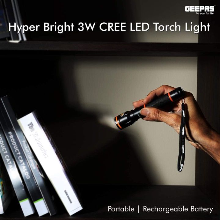 Geepas%20Waterproof%20LED%20Flash%20light%20GFL4659N(2%20Year%20Warrenty)%20with%20Free%20Delivery%20-%20Image%204