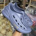 New Comfortable Summer Couple Hole Crocs SuperClogs Outdoor Beach Shoes Soft-Soled Non-Slip Breathable Sandals for Men. 
