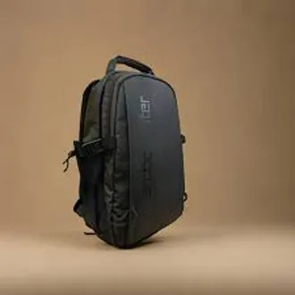 Arctic%20Hunter%20Bag%20with%20USB%20Port%20Waterproof%20Bagpack%20For%20Men%20-%20Image%203