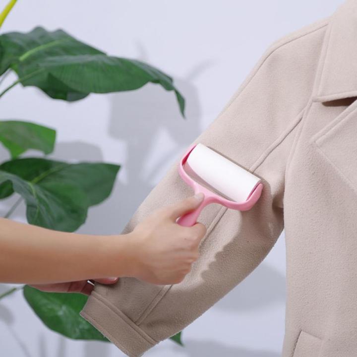 Clothes%20dusting%20roller%20Replaceable%20Rolls%20Handle%20Sticky%20Roller%20Sticky%20Dust%20Paper%20Tearable%20Adhesive%20Brush%20Clothes%20Kit%20With%20Handle%20-%20Image%204