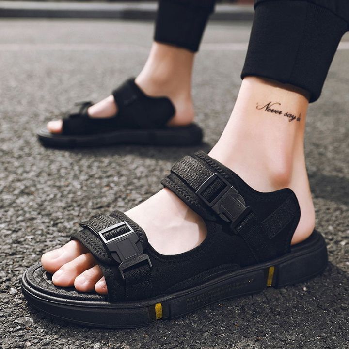 2023Summer%20New%20Vietnam%20Sandals%20Men's%20Beach%20Shoes%20Driving%20Boys%20Trend%20Men's%20Sports%20Men%20Sandals%20Fashion%20-%20Image%205