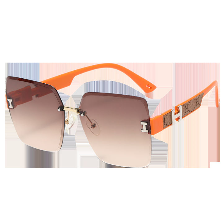 2023%20New%20Frameless%20Two-color%20Gradient%20Premium%20Women's%20Sunglasses%20Fashion%20Trend%20Douyin%20Internet%20Red%20Sunglasses%20Wholesale%20-%20Image%205
