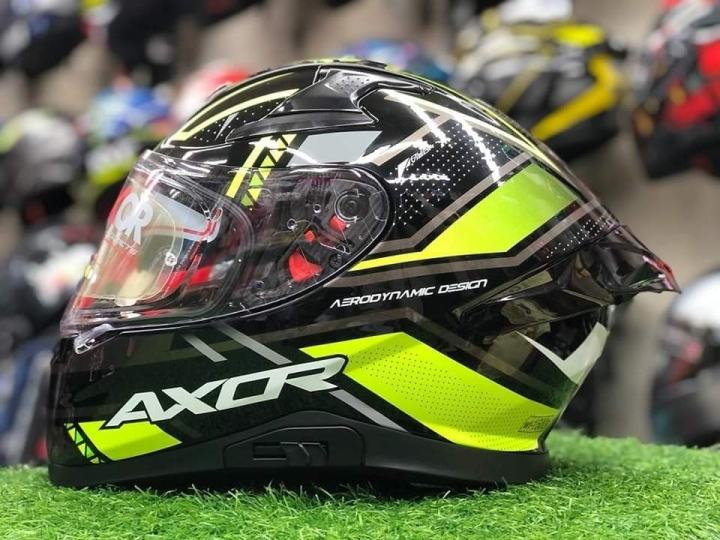 Axor%20Apex%20DOT%20&%20ECE%20Certified%20Helmets%20for%20the%20bikers%20-%20Image%207