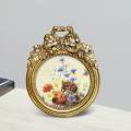 Antique Photo Frame Round Tabletop Wall Hanging for Wedding Home Decoration. 