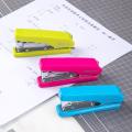 Deli	E0229F Stapler Random Color. 