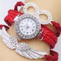 Crytal wing watch pakhi watch. 