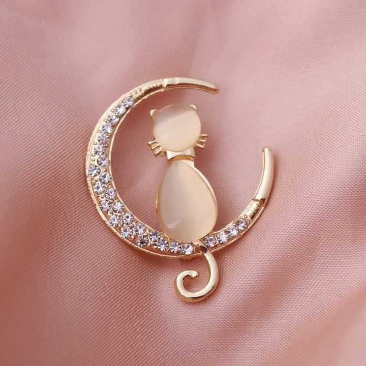 Easily Usable - Moon Cat Fashionable Brooch Hijab Safety Pin for Girls and Women's - Easy To maintain - Designed - Urban Vibes