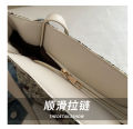 Large capacity one-shoulder handbag  new niche ins canvas bag lazy style tote class commuter bag. 
