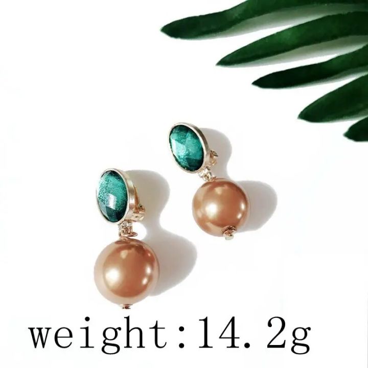 %E3%80%90beauty%20code%20store%E3%80%91New%20Design%20Green%20Clip%20Earring%20-%20Image%203