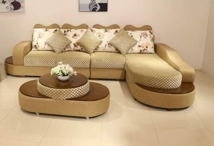 Corner Sofa Set Brand New With Center Table