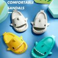 Shark Slipper Boy Clapper Children's Home Slippers Girls Sandals Cartoon Shark Flip Flops Platform Cloud Slide for Kids Women|n. 