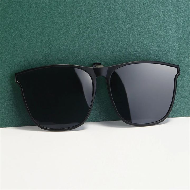 Wenefang%20Glasses%20driving%20lenses%20yellow%20clamshell%20unisex%20polarizer%20clip%20sunglasses%20men's%20photochromic%20sunglasses%20face%20blue%20night%20vision%20-%20Image%205