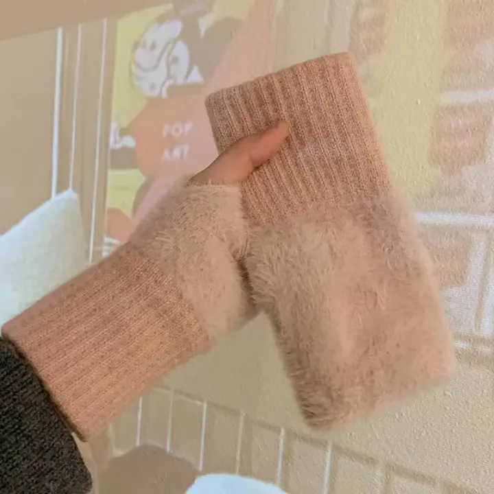 1%20Pair%20Soft%20Winter%20Gloves%20for%20Women%20Half%20Finger%20Gloves%20for%20Girls%20Fingerless%20%20Wrist%20Warmers%20Fluffy%20Mittens%20-%20Image%204