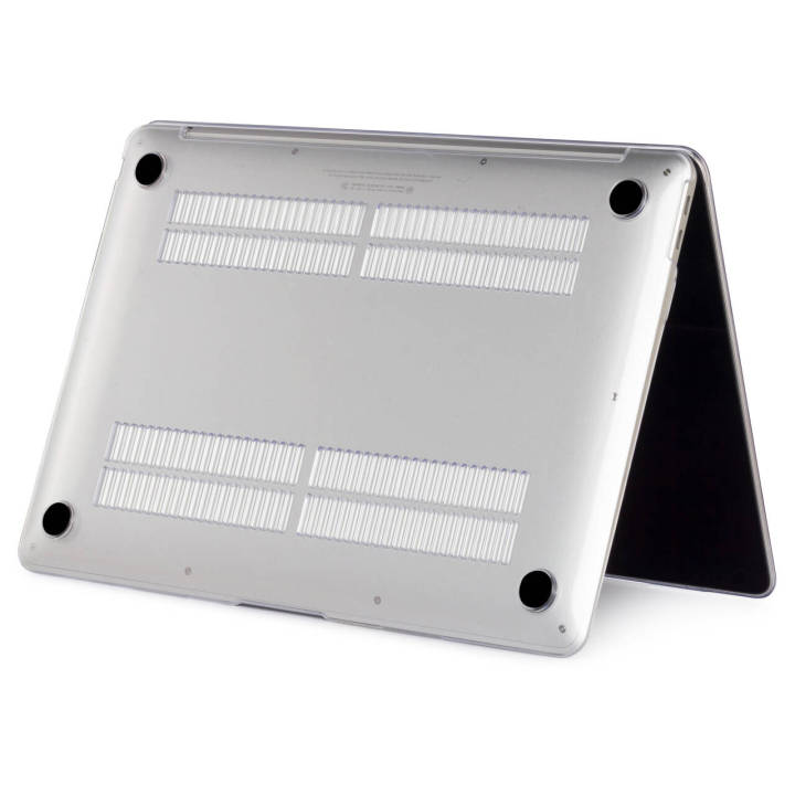 A%20crystal%20clear%20hard-shell%20case%20for%20the%20MacBook%20Air%2013.6-inch%202022%20(M2%20chip),%20Model%20A2681%20-%20Image%203