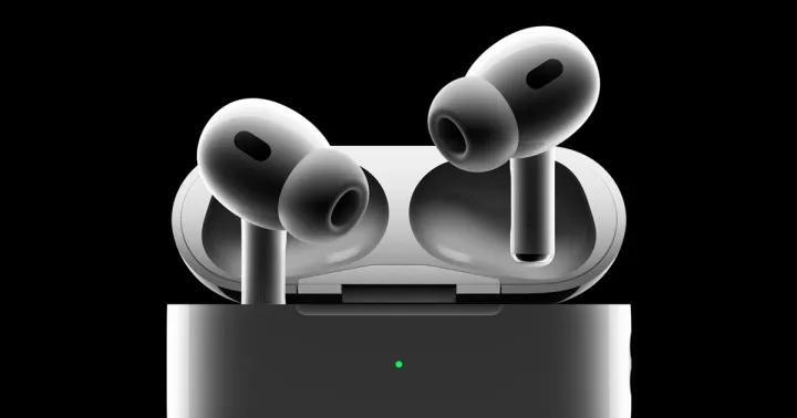 AirPods%20Pro%202nd%20generation%20Made%20in%20Dubai-%20Enjoy%20Immersive%20Sound%20-%20Enhanced%20Noise%20Reduction%20-%20Wireless%20Convenience%20-%20Image%209