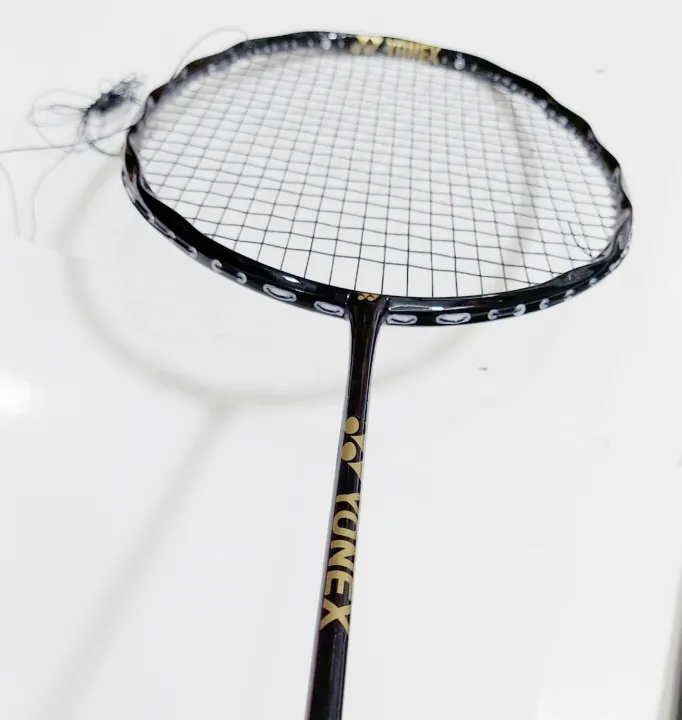 Yonex%20Badminton%20Racket%20With%20Yonex%20Bg%2065%20String%2032%20Lbs%20Mashing%20Gadding%20Fully%20Complete%20-%20Model%20Kamranga%20-%20Image%205