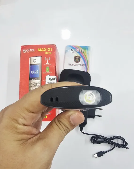 Maxtel%20Max-21%20Ultra%20Desk%20Phone%20-%20Image%207