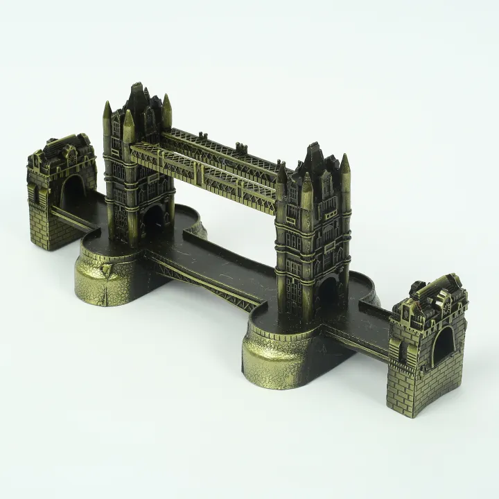 Metal%20american%20tower%20bridge%20showpiece%20%7C%20desk%20decorations%20%20home%20decorative%20items.%20london%20bridge%20%7C%20gift%20items%20-%20Image%202