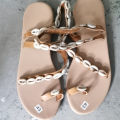 Shell sandals women's summer flat heel bohemian ethnic style flat beach shoes European and American plus size shoes 43 size foreign trade shoes. 