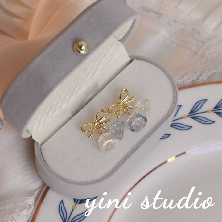 New%20Year's%20bow%20crystal%20earrings%20Christmas%20red%20earrings%20Autumn%20and%20winter%20sense%20of%20luxury,%20light%20luxury,%20niche%20simple%20earrings%20tide%20-%20Image%206