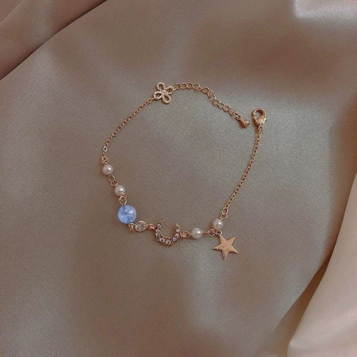 Zircon%20Pearl%20Bracelet%20for%20Women%20Adjustable%20Alloy%20Chain%20with%20Star%20Moon%20Charm%20Elegant%20Beaded%20Jewelry%20for%20Party%20Wedding%20and%20Daily%20Wear%20-%20Image%204