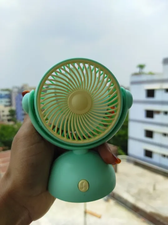Mini%20Portable%20Fan%20Handheld%20Electric%20Fan%20Outdoor%20Travel%20Camping%20Air%20Cooler%20Handheld%20Small%20Pocket%20Fan%20Lithium%20rechargeable%20mini%20table%20fan%20with%20LED%20light%20-%20Image%209