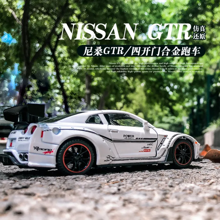 1:32%20Nissan%20GTR%20R35%20Supercar%20Alloy%20Car%20Toy%20Car%20Metal%20Collection%20Model%20Car%20Sound%20and%20light%20Toys%20For%20Children%20-%20Image%205